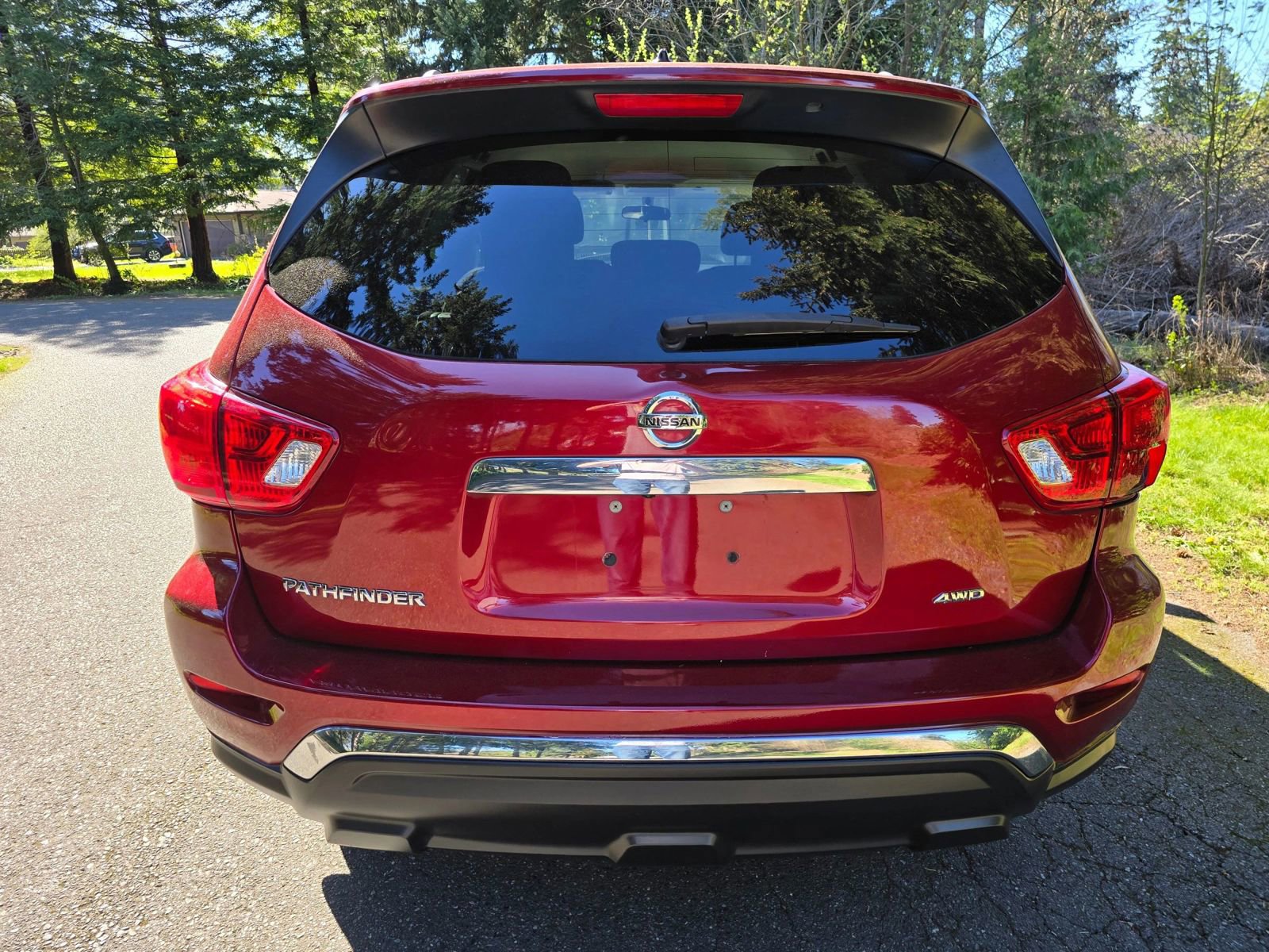 Used 2018 Nissan Pathfinder S AWD/4WD image 4