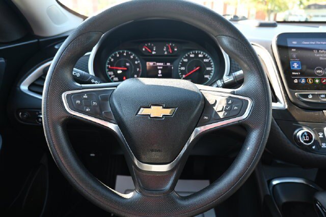 Used 2022 Chevrolet Malibu LT FWD image 44