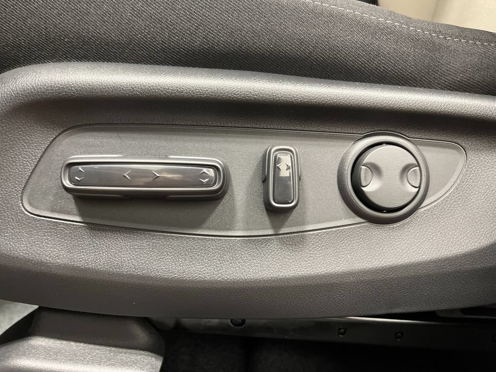 New 2026 Honda CR-V EX image 13