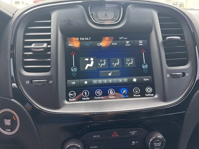 Used 2018 Chrysler 300 S image 26