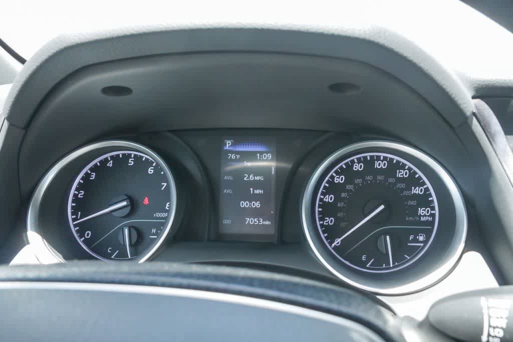 Used 2021 Toyota Camry LE w/ Carpet Mat Package (TMS) FWD image 22