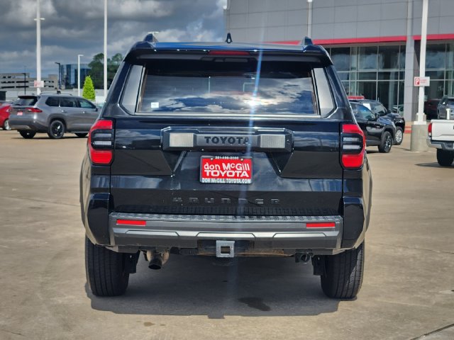 Certified 2025 Toyota 4Runner SR5 AWD/4WD image 6
