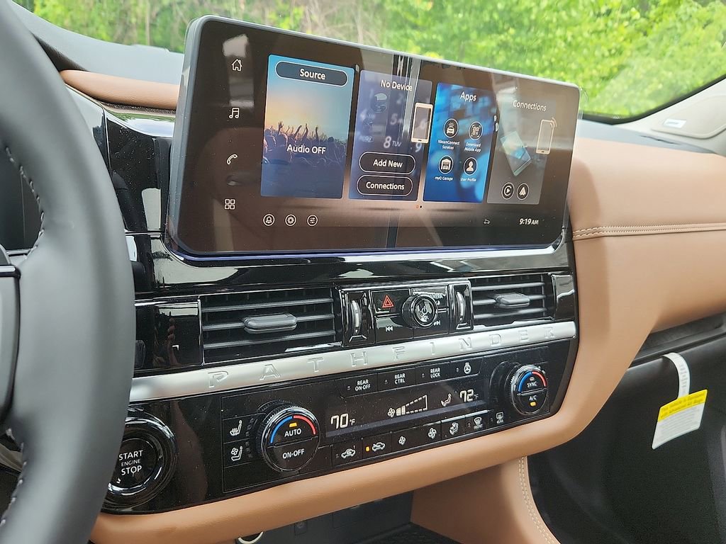 New 2026 Nissan Pathfinder Platinum AWD/4WD image 9