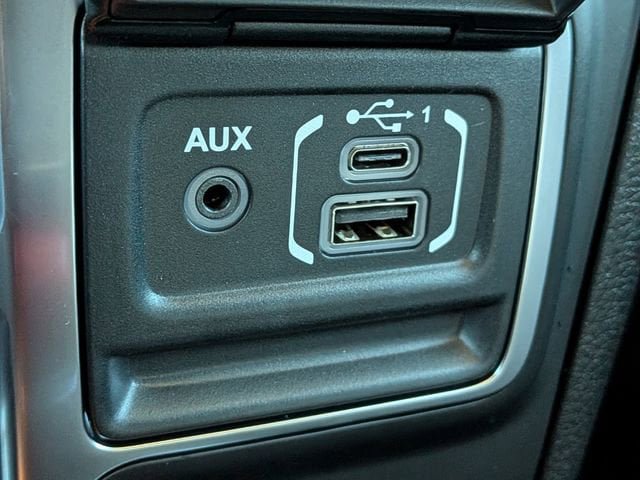 New 2026 Jeep Gladiator Sport AWD/4WD image 21