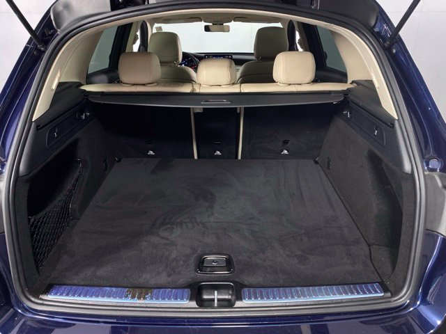 Used 2021 Mercedes-Benz GLC 300 image 24