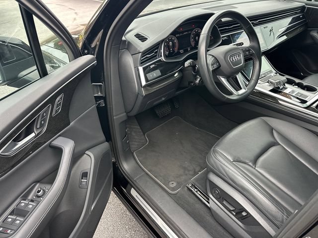 Used 2025 Audi Q7 3.0T Premium Plus AWD/4WD image 9