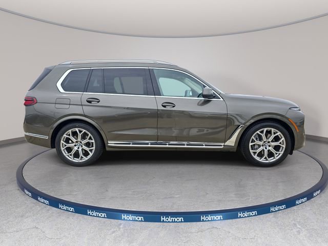 Used 2025 BMW X7 xDrive40i AWD/4WD image 5