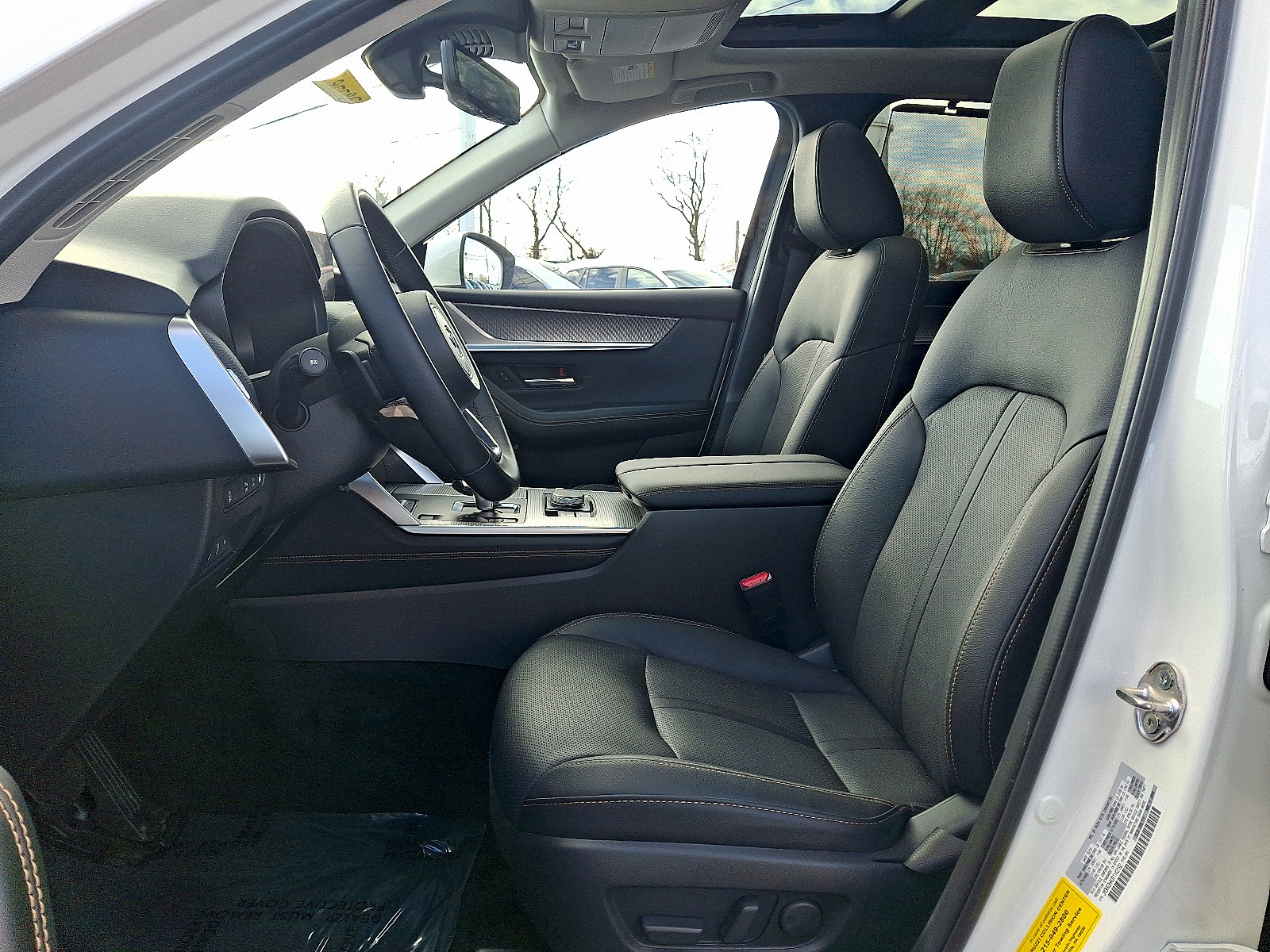 Certified 2024 MAZDA CX-90 Plug-In Hybrid w/ Premium Pkg image 16