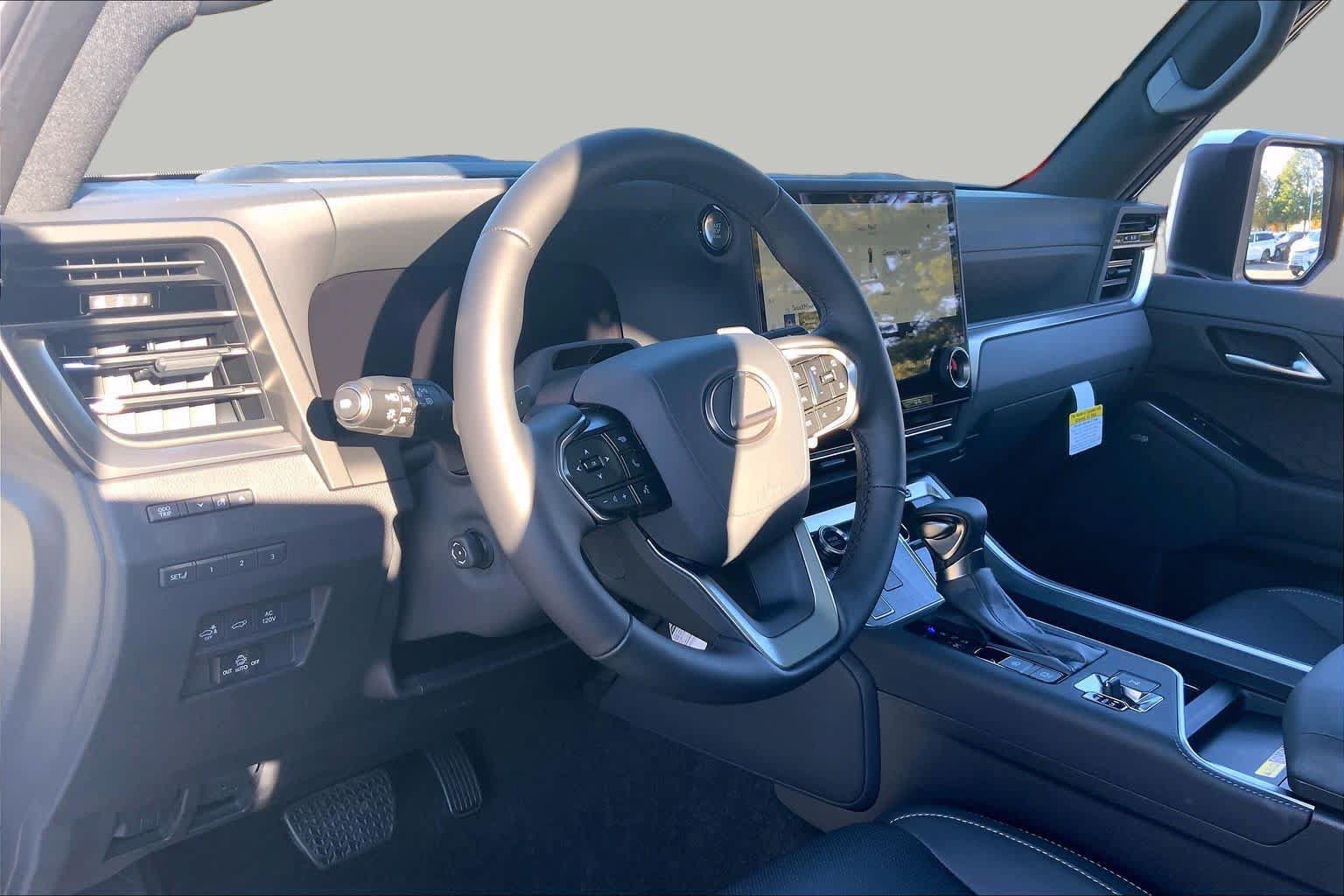 New 2026 Lexus GX 550 w/ Accessory Package (2T) AWD/4WD image 8