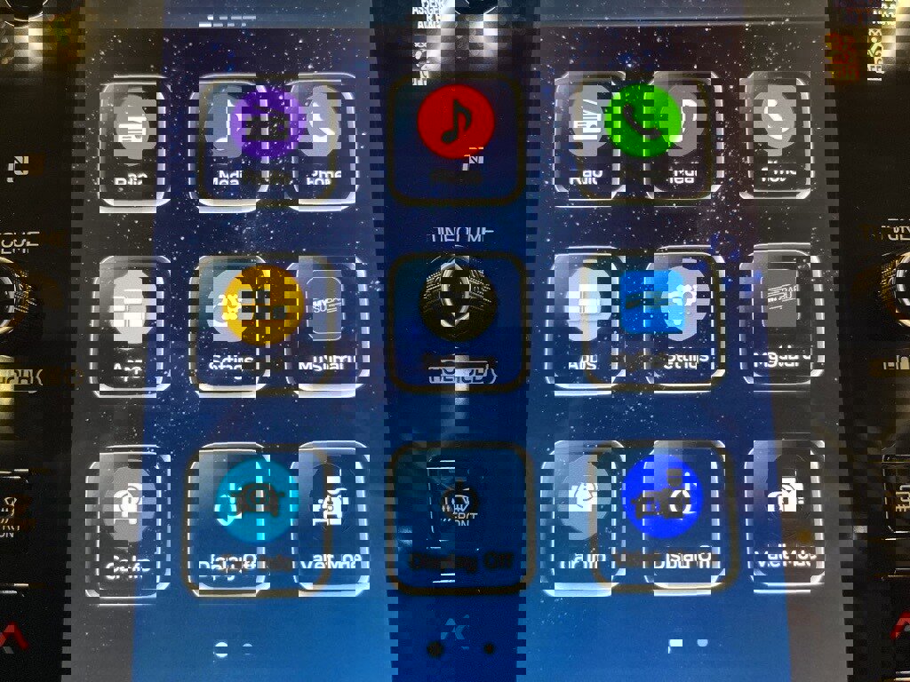 Certified 2025 Subaru Outback Premium w/ Popular Package #1A image 18