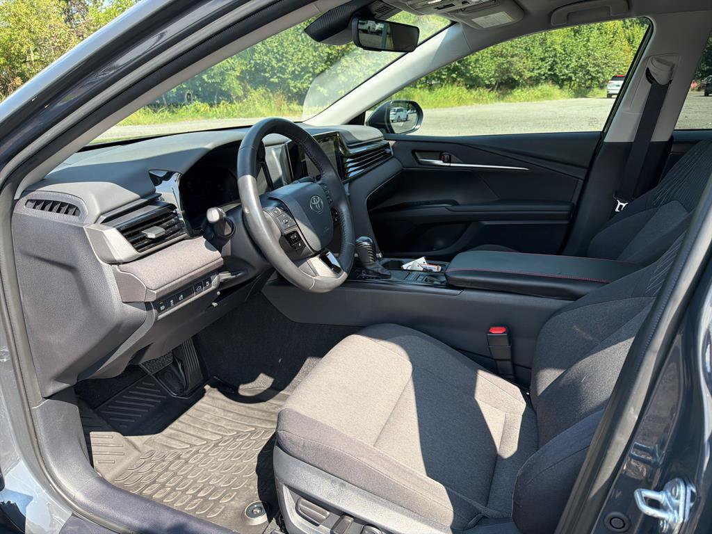 Used 2025 Toyota Camry LE w/ Convenience Package FWD image 24