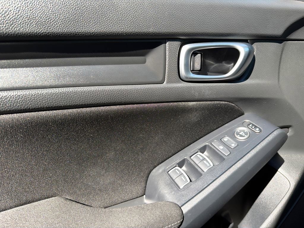 Used 2023 Honda Civic Sport image 31