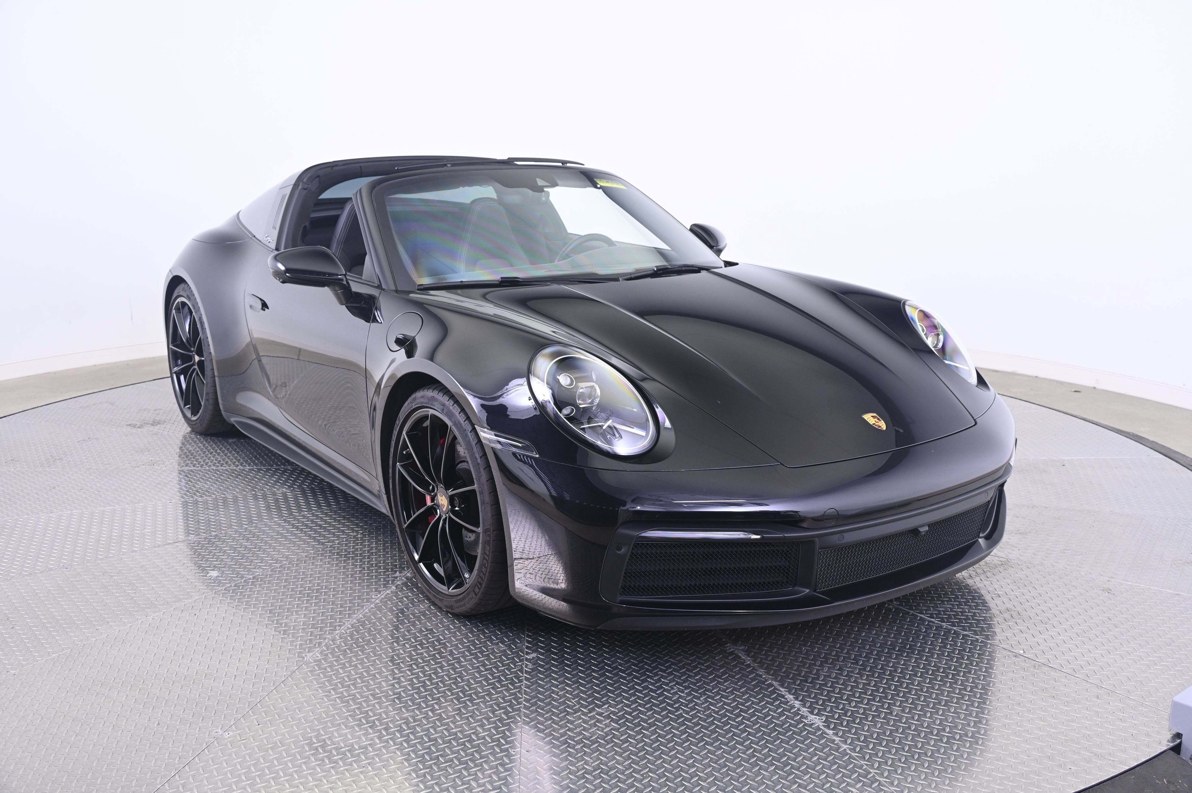 Certified 2024 Porsche 911 Targa 4S AWD/4WD image 9