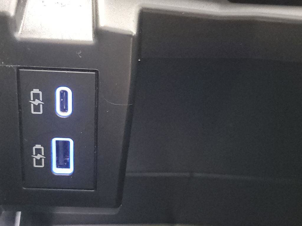 Used 2021 Toyota Sienna XLE image 34