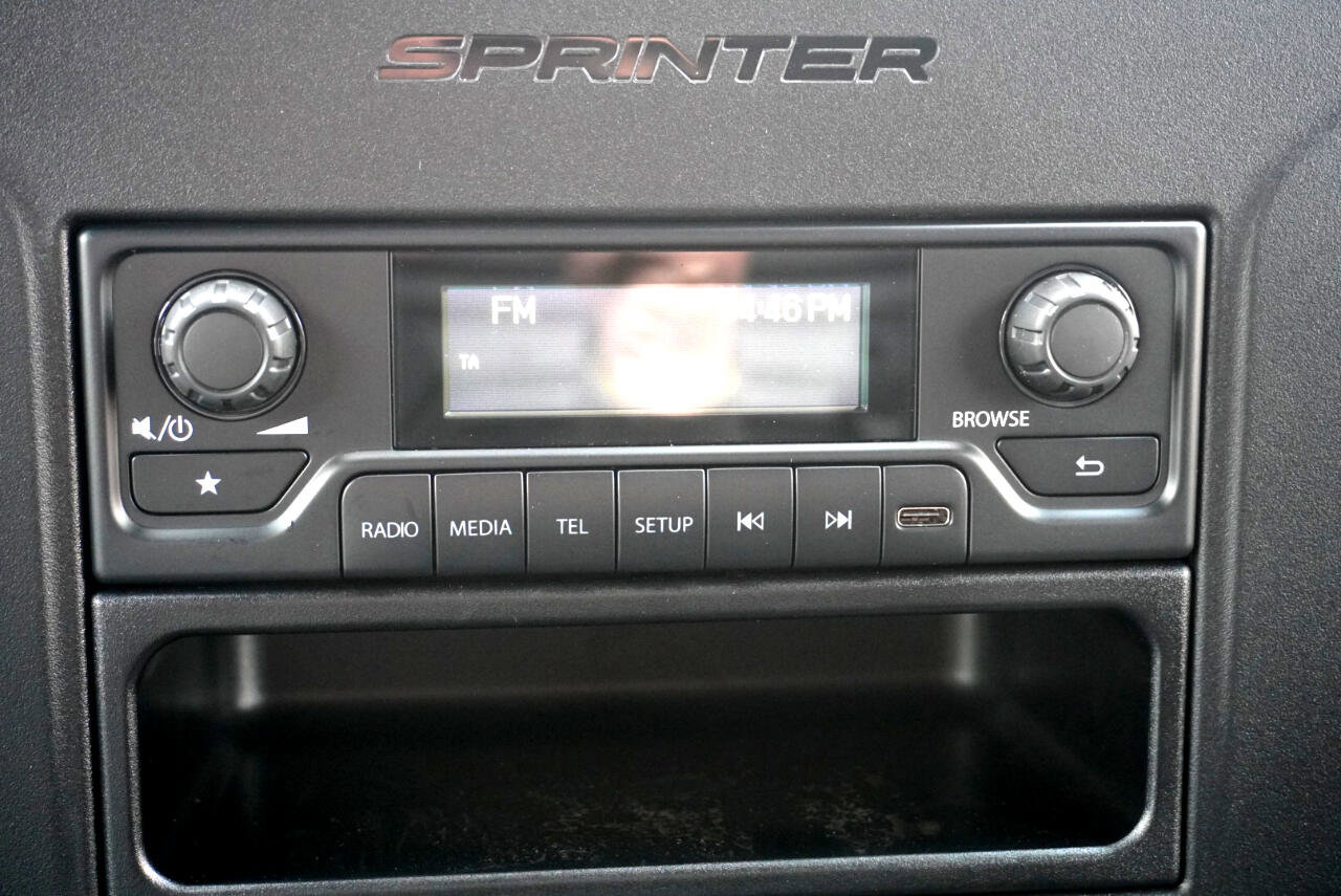 Used 2025 Mercedes-Benz Sprinter 2500 image 14
