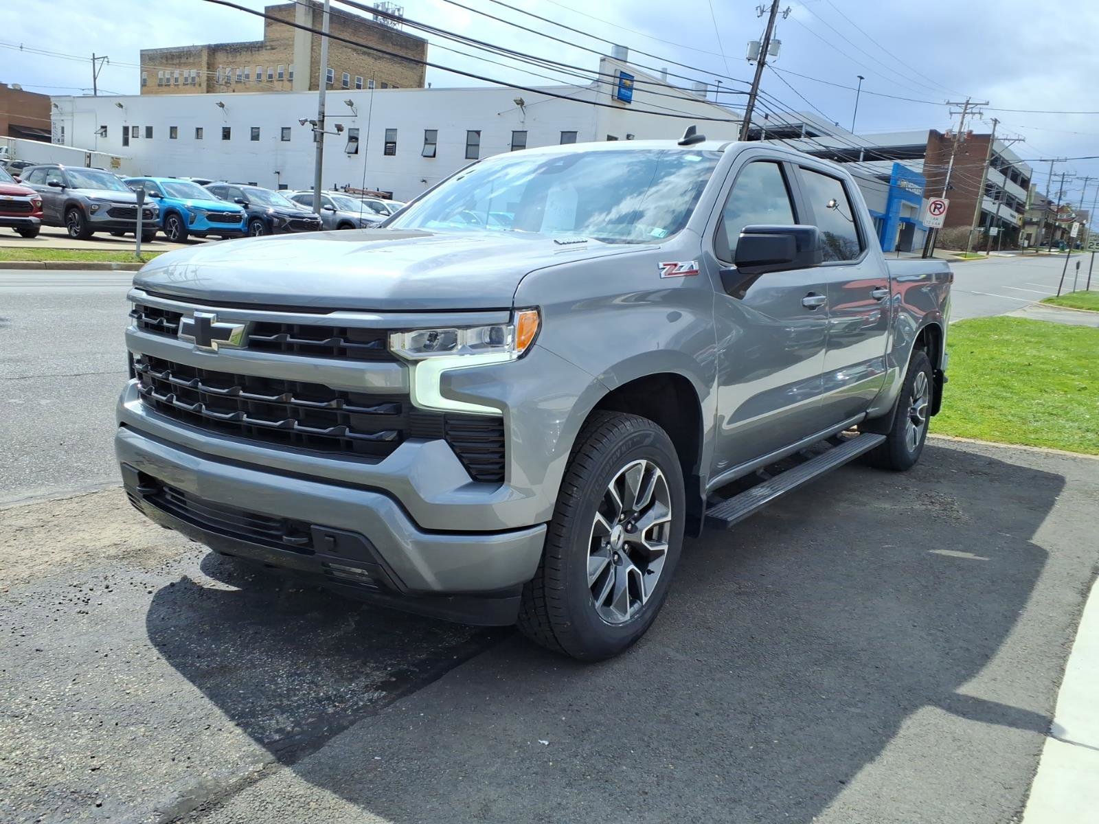 Certified 2023 Chevrolet Silverado 1500 RST w/ Z71 Off-Road Package image 8