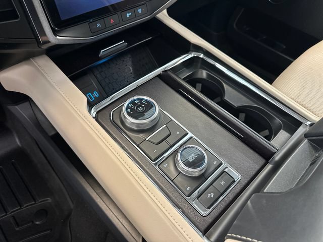 Used 2024 Ford Expedition Max Platinum AWD/4WD image 34