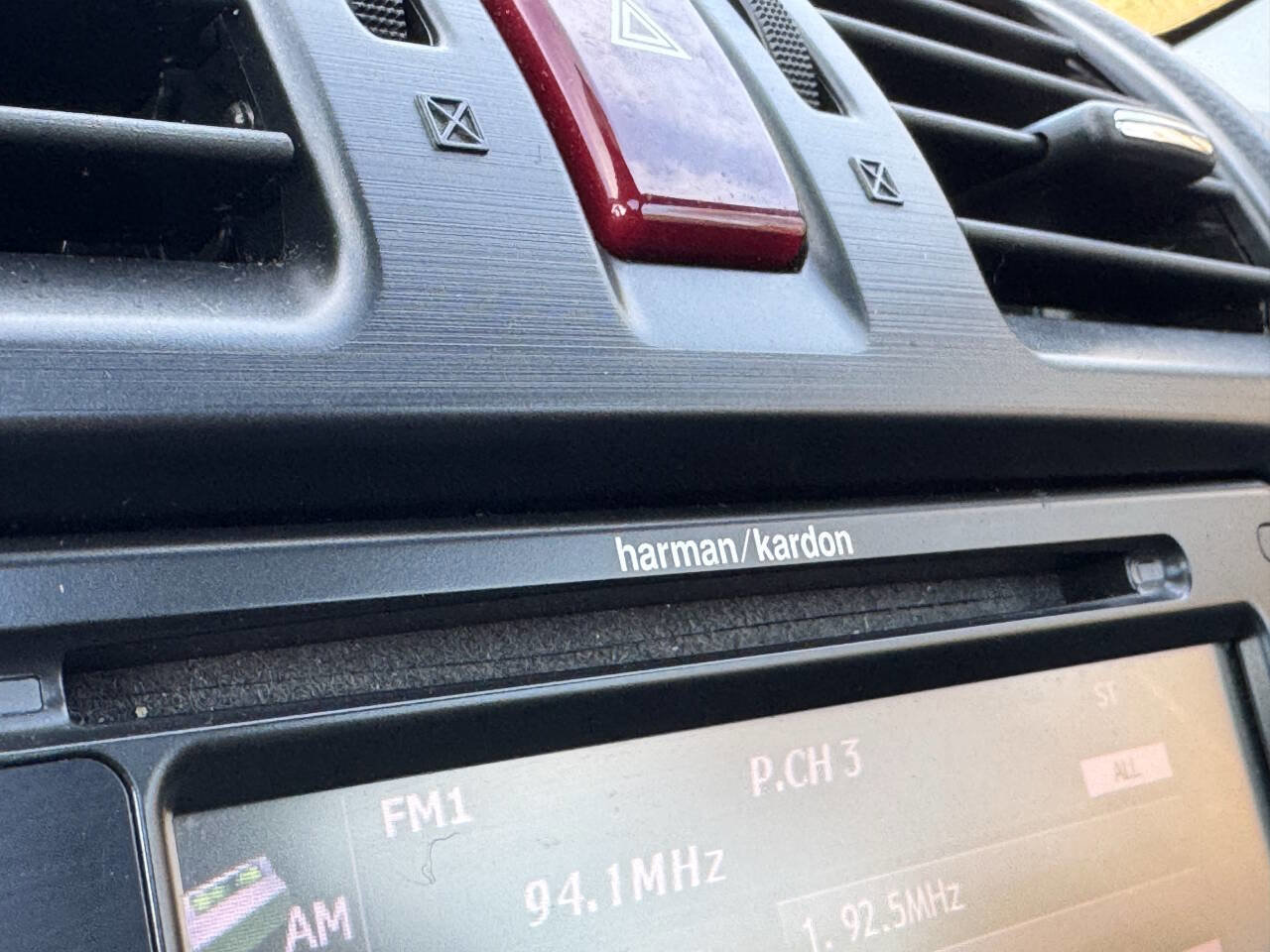 Used 2014 Subaru Forester 2.0XT Touring image 31