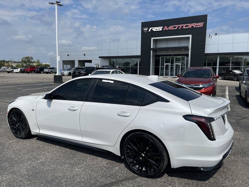 Used 2021 Cadillac CT5 Sport RWD image 3
