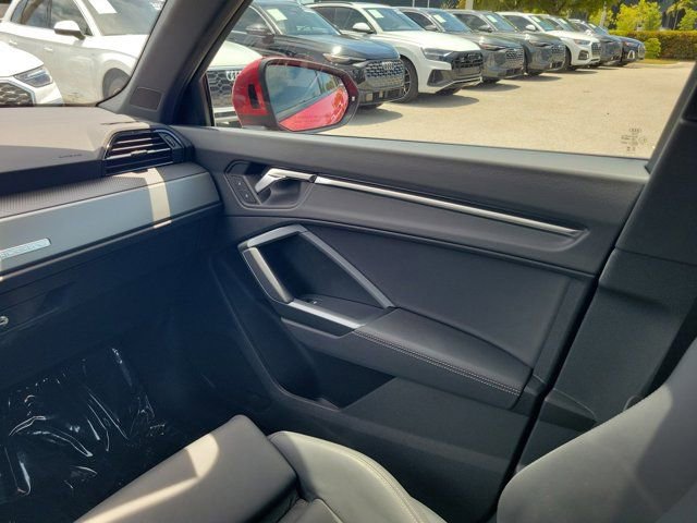 Certified 2025 Audi Q3 2.0T Premium w/ Convenience Package AWD/4WD image 14