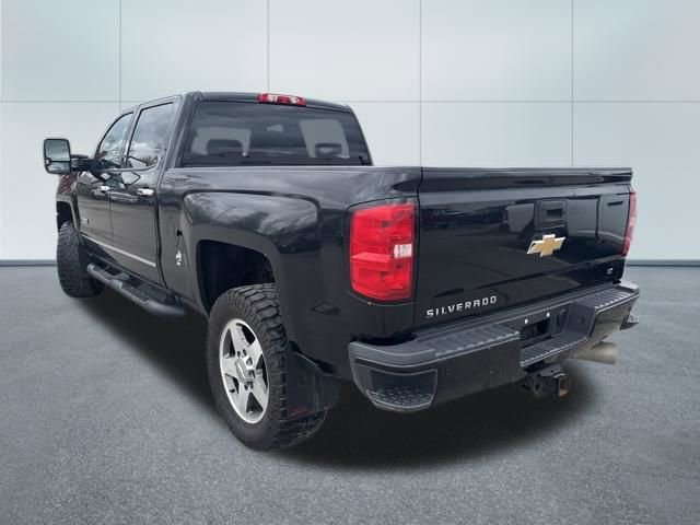 Used 2019 Chevrolet Silverado 2500 LT w/ Custom Sport Edition image 2