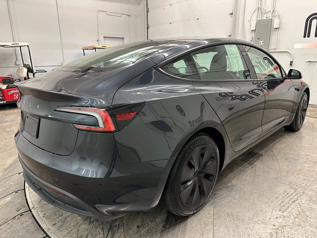 Used 2025 Tesla Model 3 Long Range image 15
