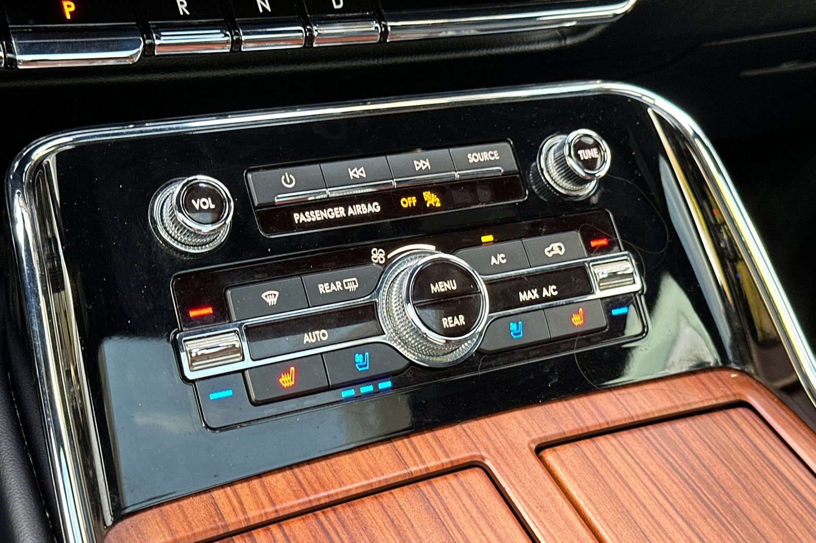 Used 2019 Lincoln Navigator L Reserve w/ Cargo Package image 20