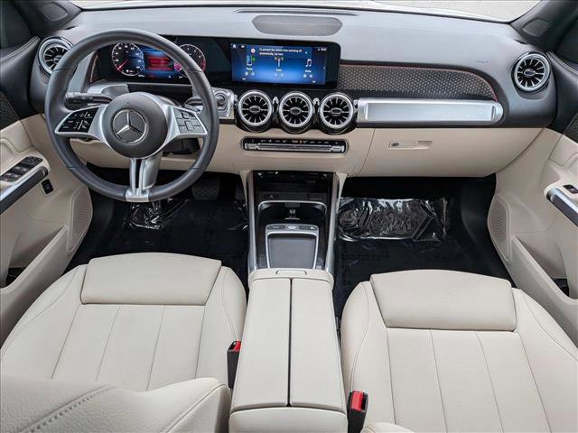 Certified 2025 Mercedes-Benz GLB 250 image 17