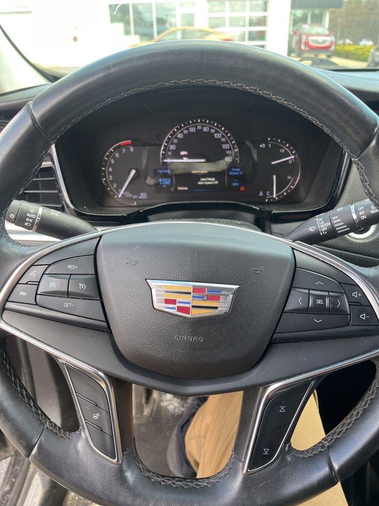 Used 2018 Cadillac XT5 Luxury FWD image 19