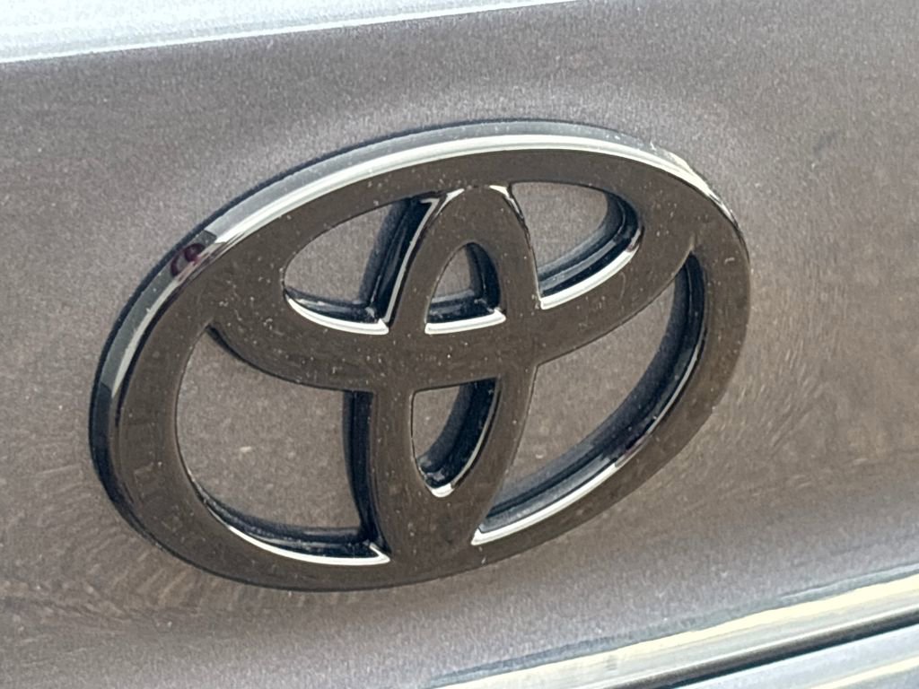 New 2026 Toyota Camry SE image 32