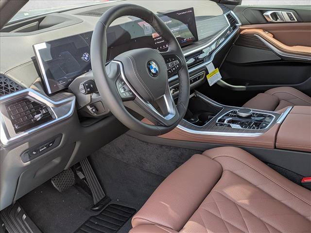 New 2026 BMW X5 xDrive40i w/ Premium Package AWD/4WD image 3
