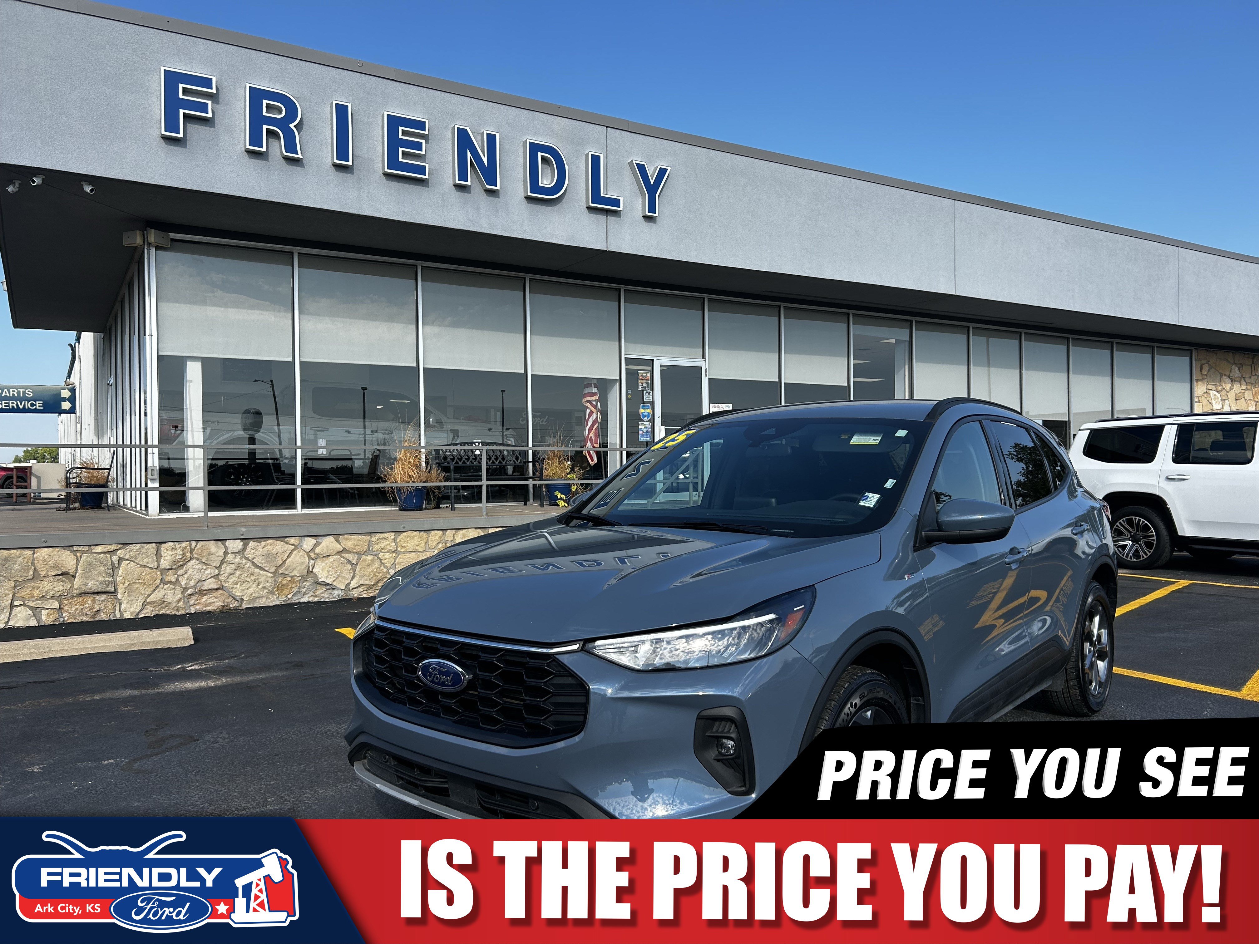 Used 2025 Ford Escape ST-Line Select AWD/4WD image 1