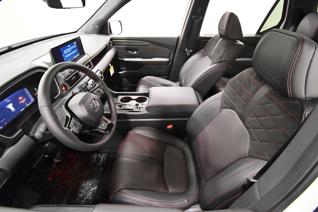 New 2026 Honda Pilot Black Edition image 11
