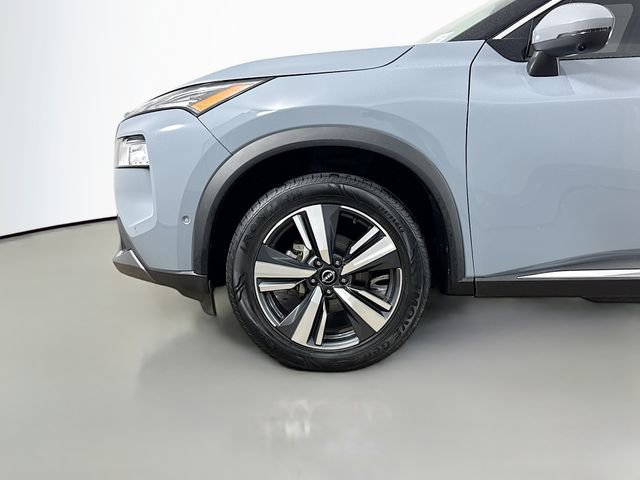 Used 2023 Nissan Rogue SL w/ SL Premium Package image 32