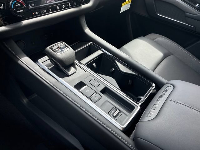New 2026 Nissan Pathfinder SL FWD image 13