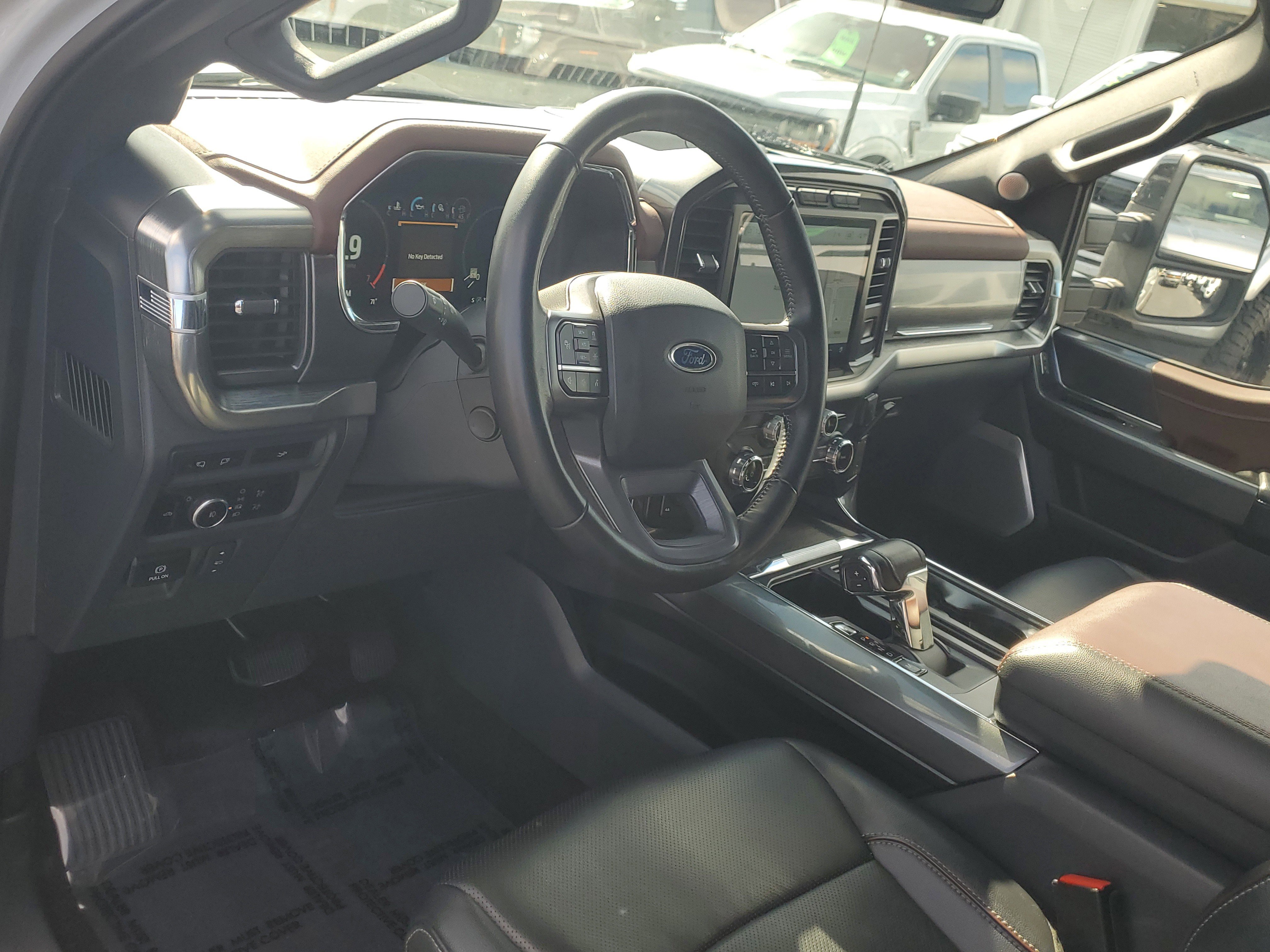 Used 2023 Ford F150 Lariat w/ Equipment Group 502A High image 21