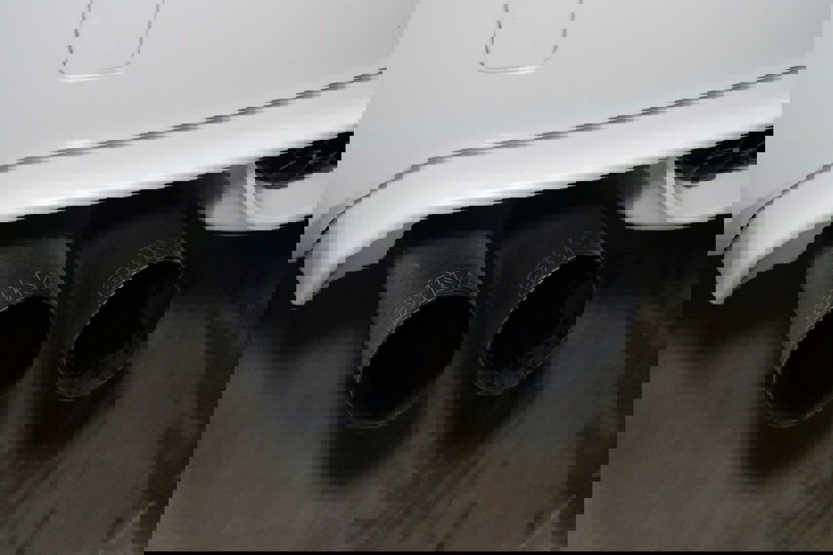 Used 2015 BMW X5 M image 9