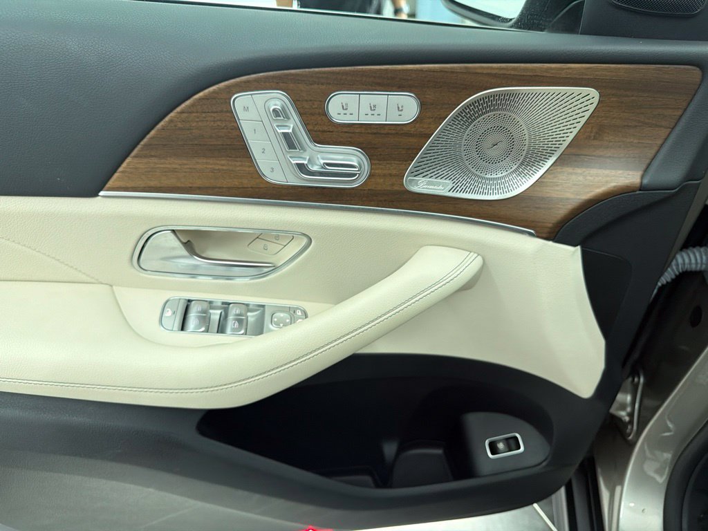Certified 2022 Mercedes-Benz GLS 450 4MATIC image 22