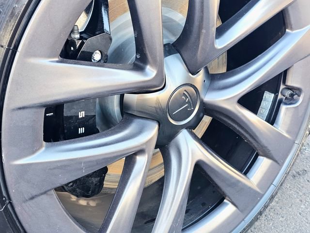 Used 2022 Tesla Model S Plaid image 6