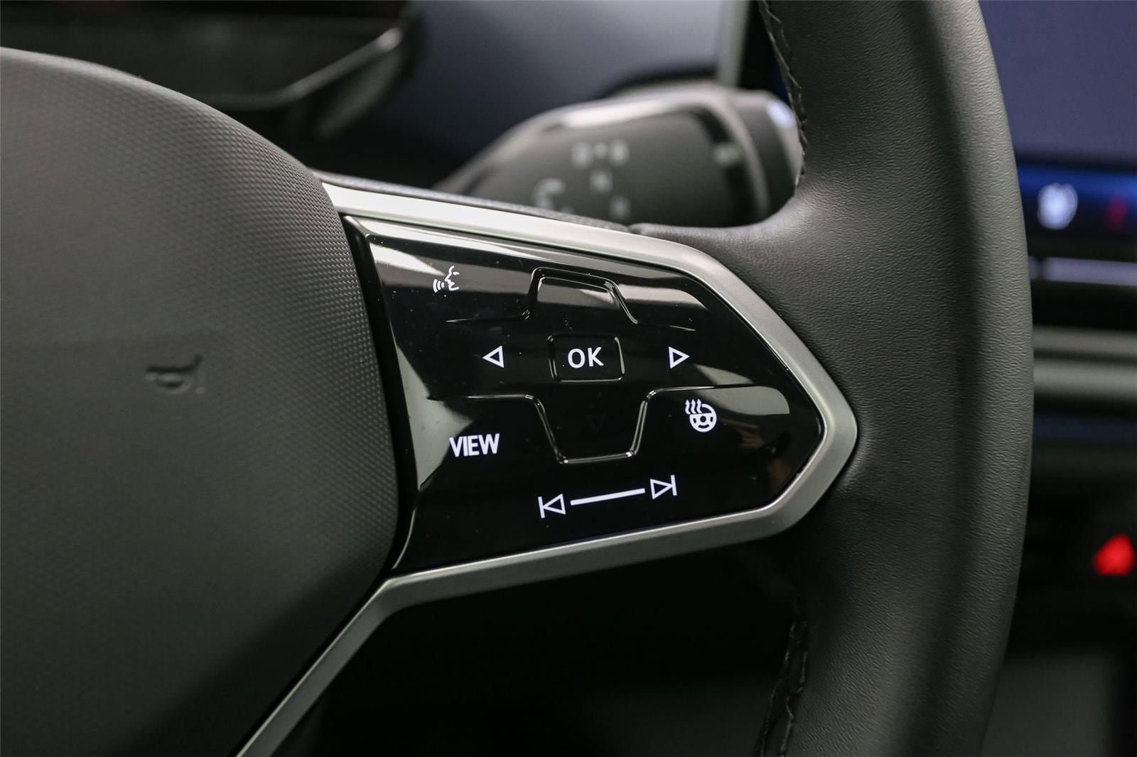 New 2025 Volkswagen ID.4 Pro S Plus AWD/4WD image 21