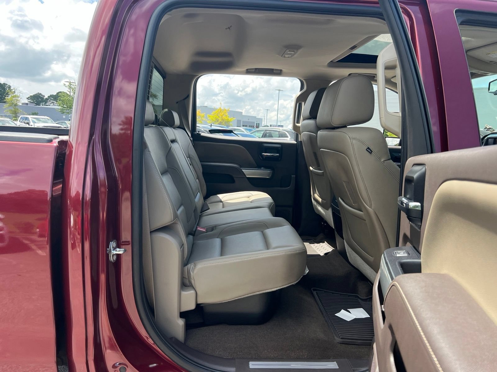 Used 2015 Chevrolet Silverado 2500 LTZ w/ Duramax Plus Package AWD/4WD image 30