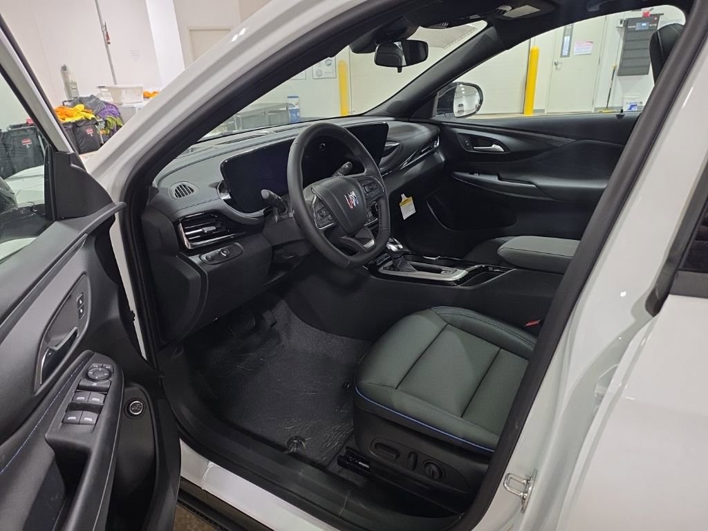 New 2026 Buick Envista Sport Touring w/ Convenience I Package FWD image 9