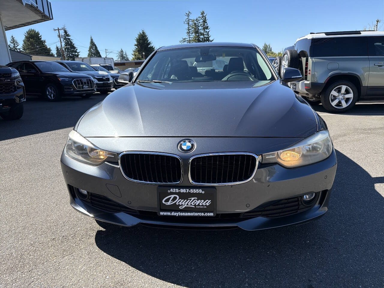 Used 2014 BMW 320i Sedan RWD image 10
