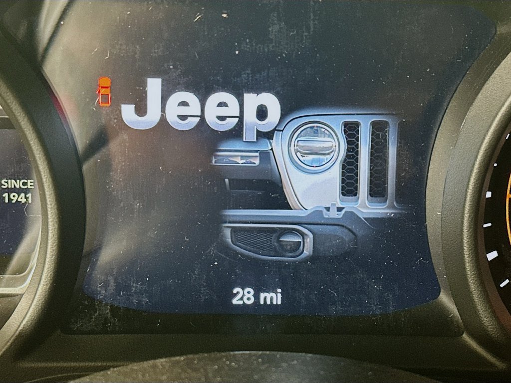 New 2026 Jeep Gladiator Mojave w/ Technology Group AWD/4WD image 11