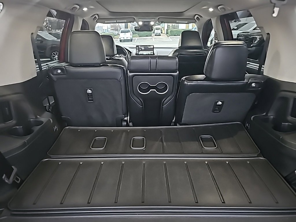 Used 2025 Honda Pilot Elite image 7