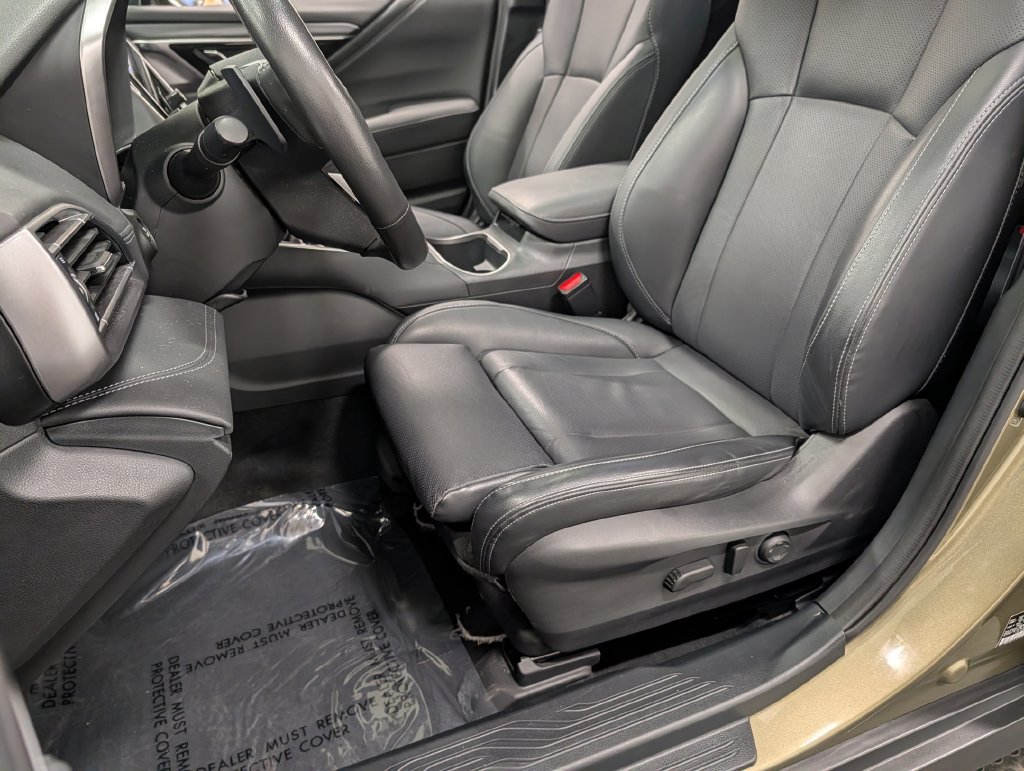 Used 2024 Subaru Outback Limited XT AWD/4WD image 12