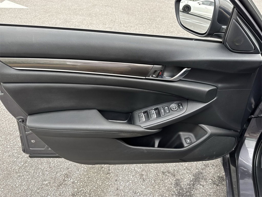 Used 2019 Honda Accord Sport image 40