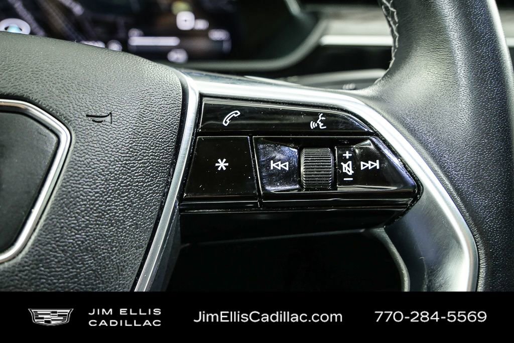 Used 2021 Audi e-tron Premium image 11