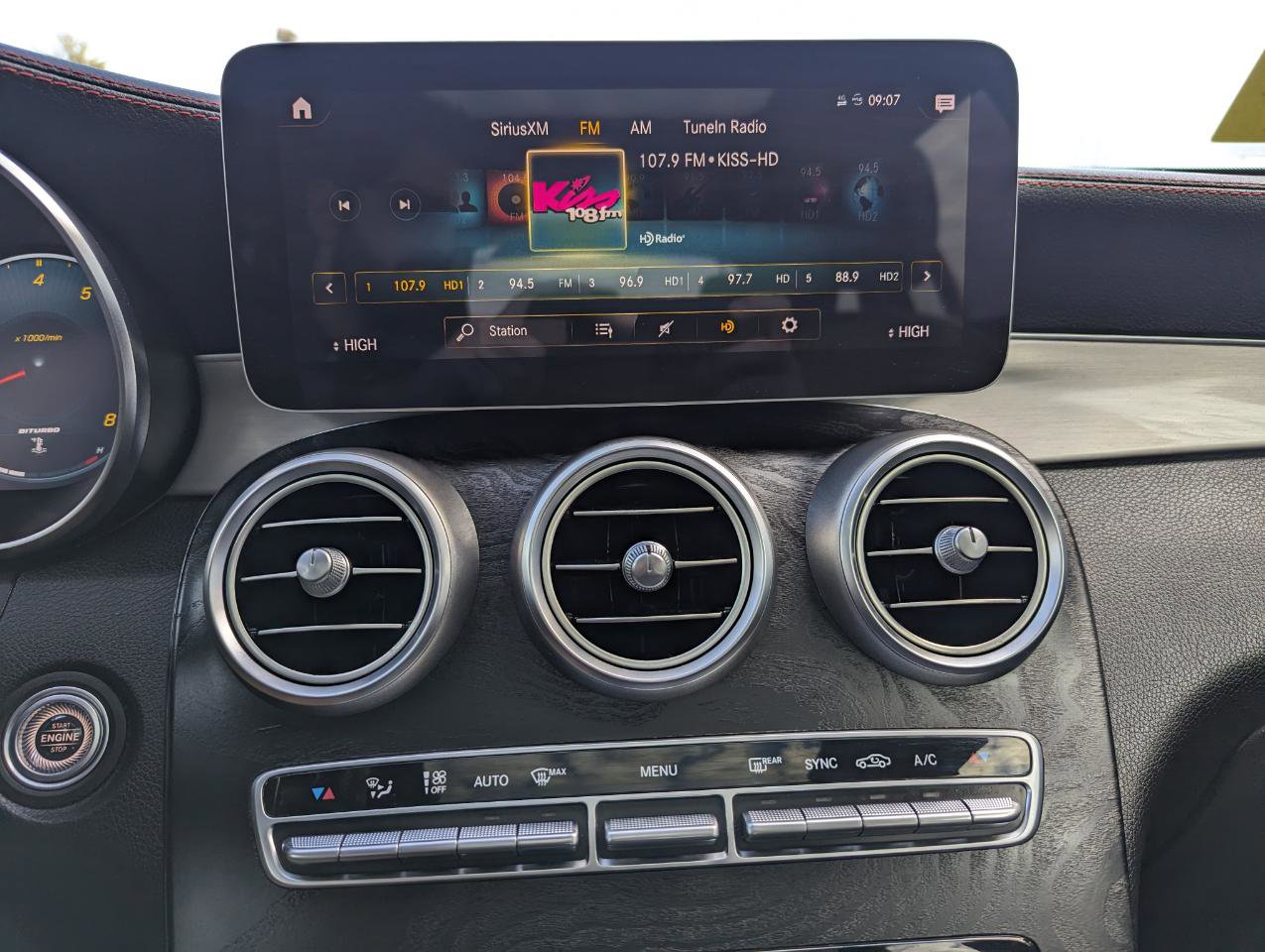 Used 2020 Mercedes-Benz GLC 43 AMG AMG GLC 43 4MATIC SUV image 20