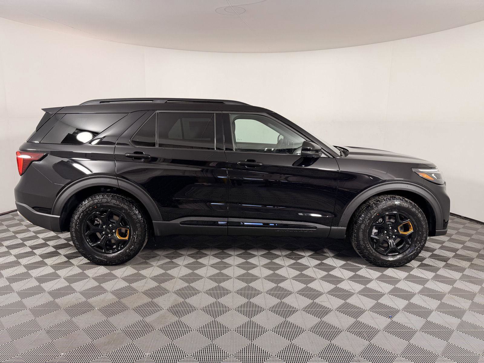 New 2026 Ford Explorer Tremor w/ Tremor Ultimate Package AWD/4WD image 9